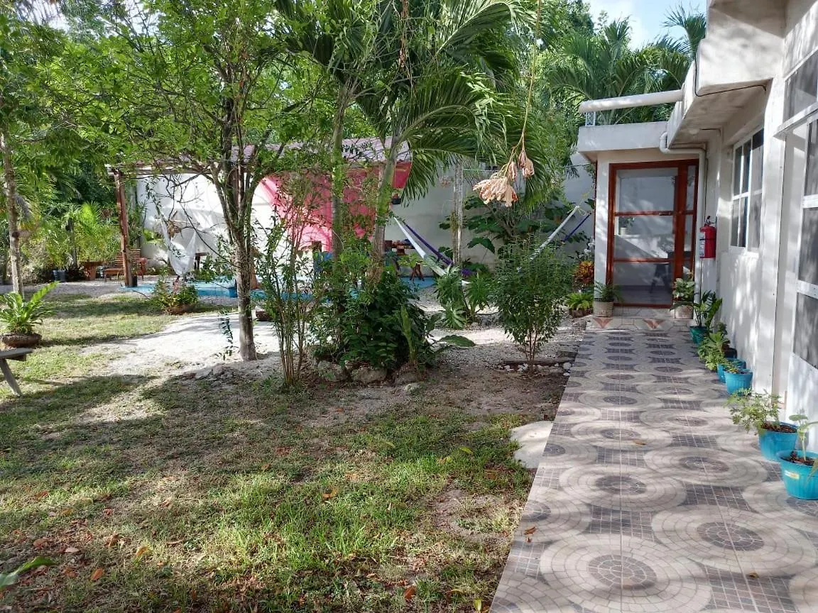 Inn Hotelito Kuyche Bacalar México